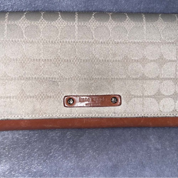 Kate Spade Beige and Brown Wallet - Picture 2 of 4